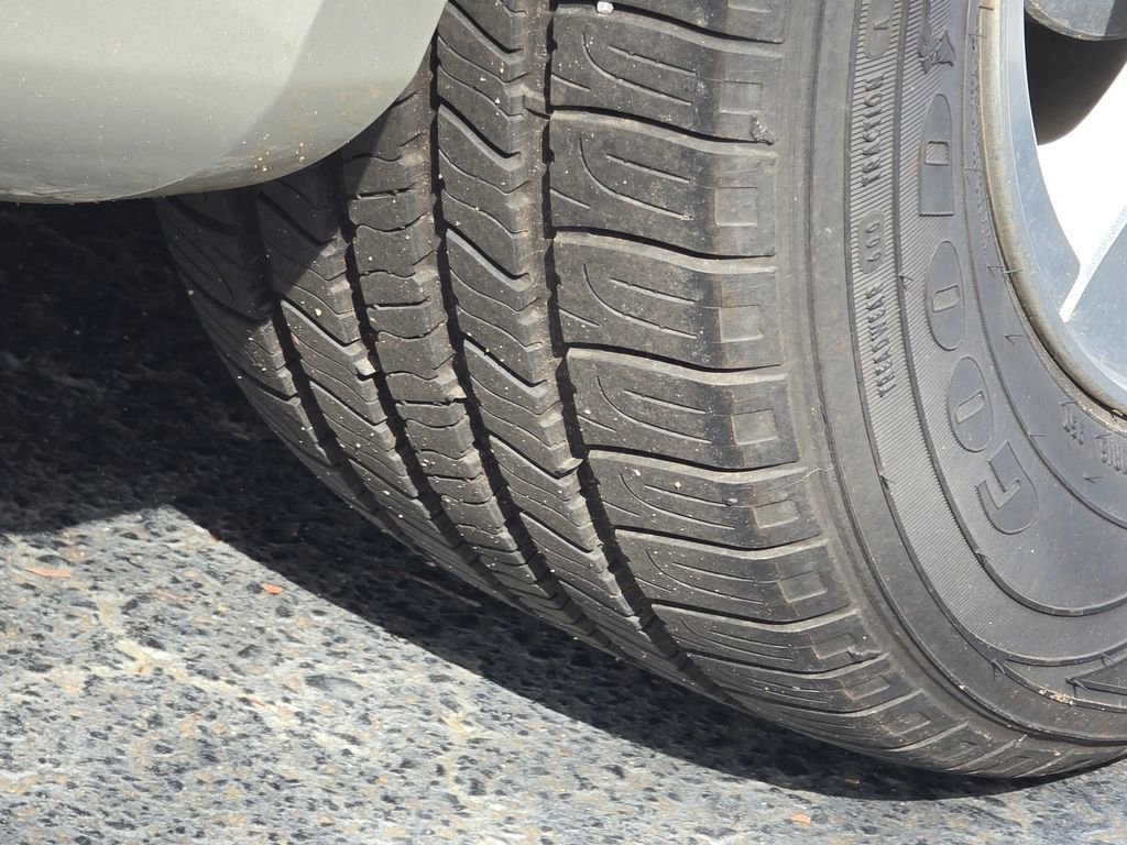 Used 2014 Chevrolet Cruze LT image 9