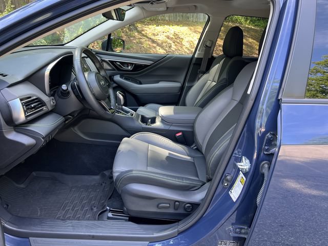 Used 2025 Subaru Outback Onyx Edition AWD/4WD image 8
