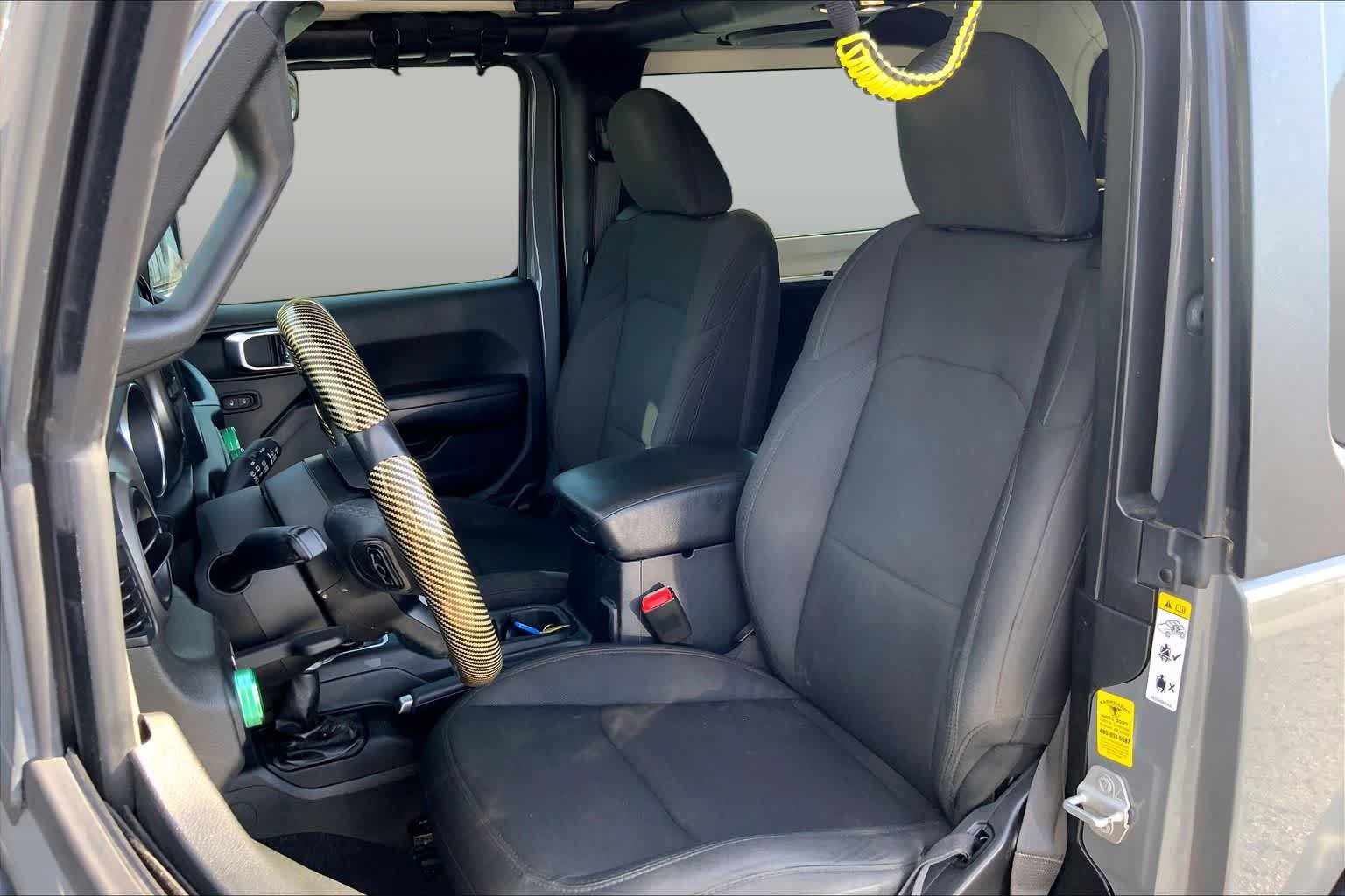 Used 2019 Jeep Wrangler Sport AWD/4WD image 7