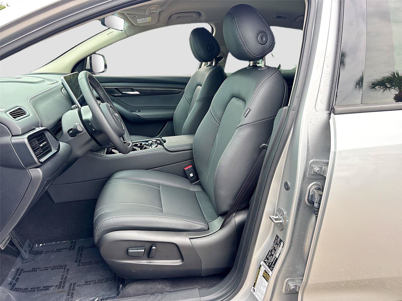 New 2025 VinFast VF 8 Eco AWD/4WD image 20