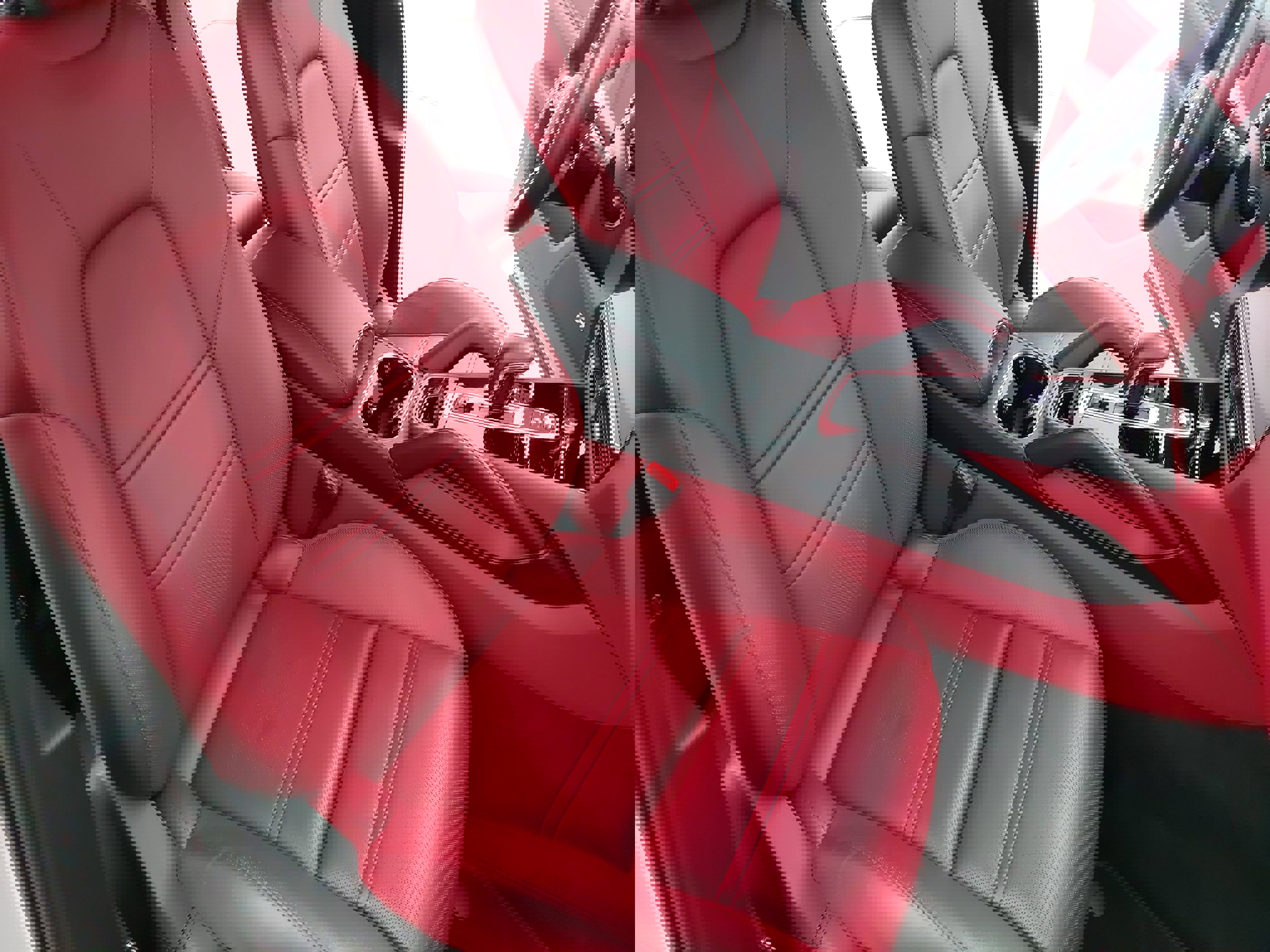 Used 2021 Porsche Cayenne image 12