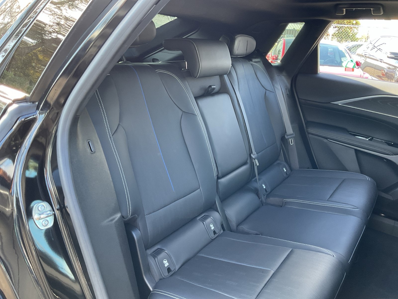 Used 2024 Cadillac Lyriq Sport AWD/4WD image 20
