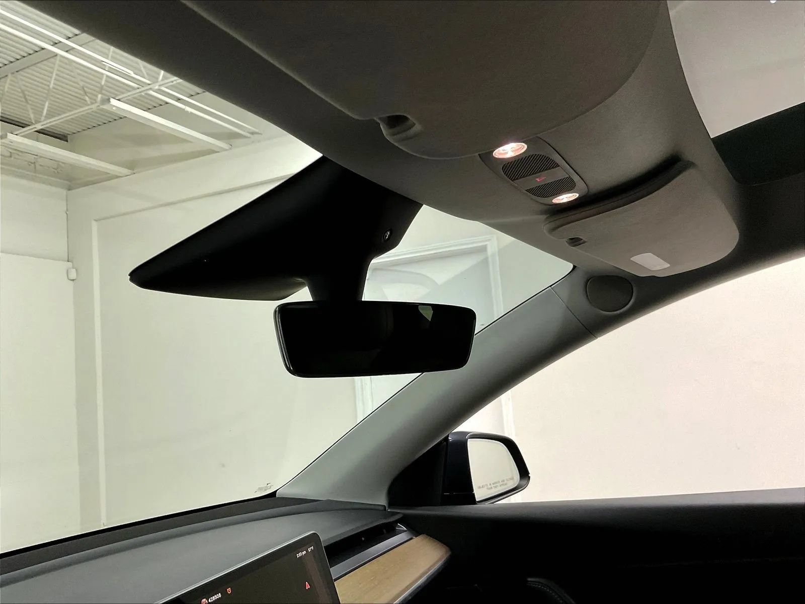 Used 2023 Tesla Model Y Long Range AWD/4WD image 42