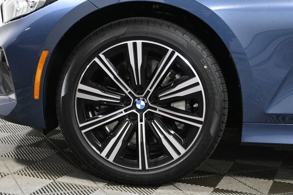 Used 2026 BMW 330i xDrive Sedan w/ Premium Package image 12