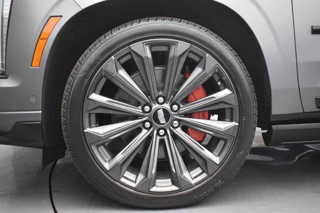 Certified 2026 Cadillac Escalade ESV V AWD/4WD image 39