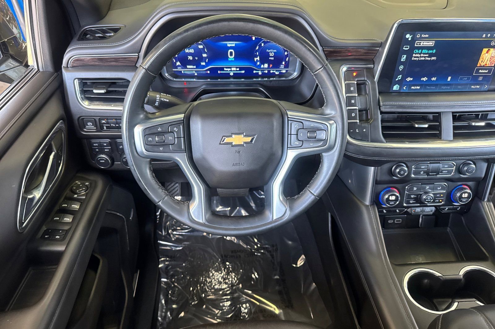 Used 2023 Chevrolet Suburban LT AWD/4WD image 17