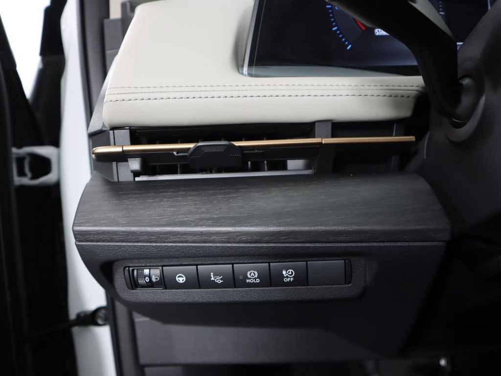 Certified 2023 Nissan Ariya FWD image 16