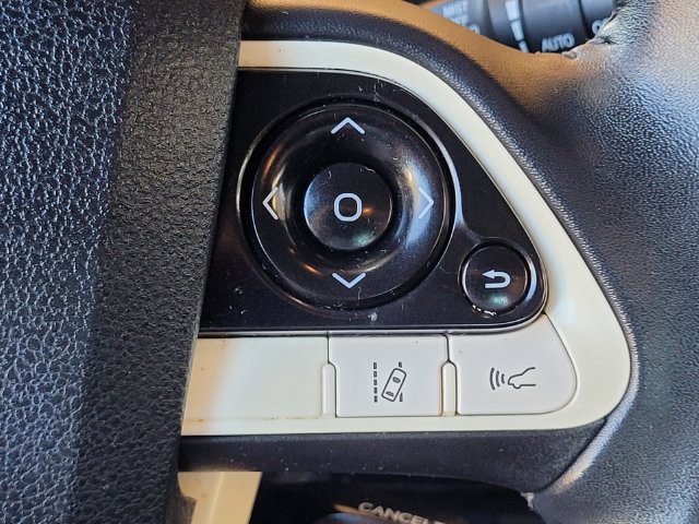 Certified 2017 Toyota Prius Four w/ Advanced Technology Package FWD image 30
