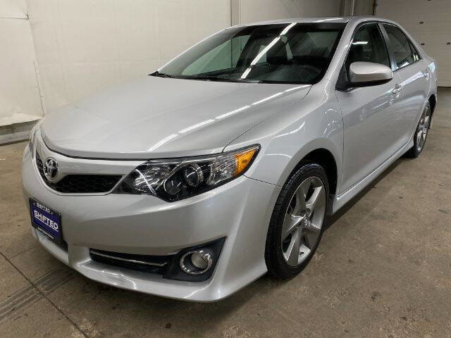 Used 2013 Toyota Camry XLE image 8