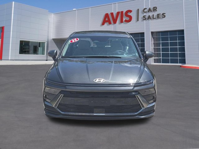 Used 2025 Hyundai Sonata SEL FWD image 2