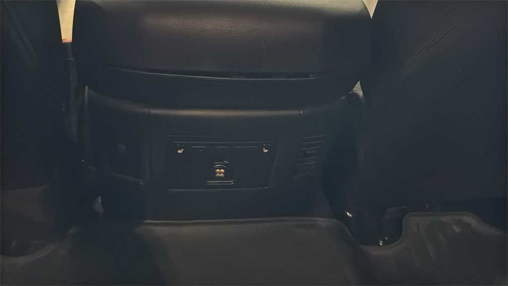 Used 2018 RAM 2500 Laramie w/ Sport Appearance Group image 18