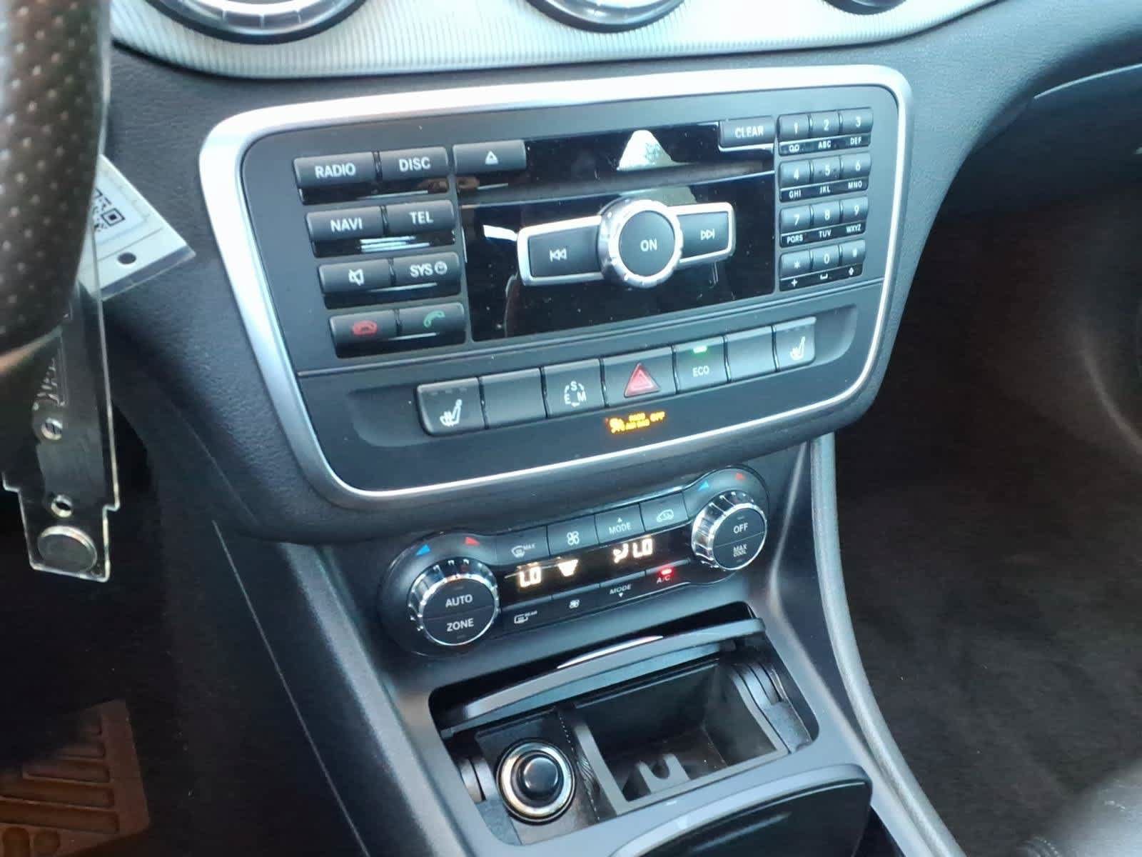 Used 2014 Mercedes-Benz CLA 250 image 22