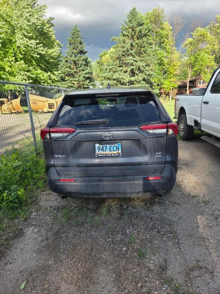 Used 2023 Toyota RAV4 LE AWD/4WD image 7