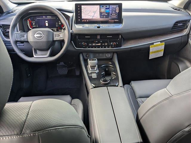 New 2026 Nissan Rogue Platinum image 14