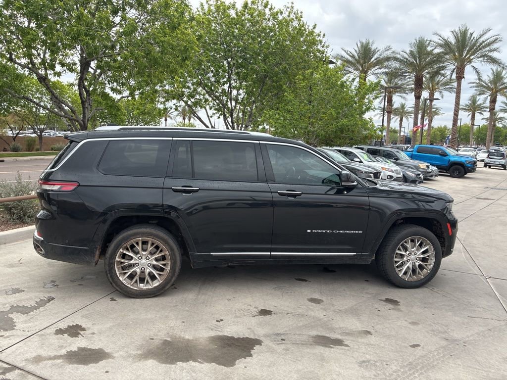 Used 2021 Jeep Grand Cherokee L Summit w/ Advanced Protech Group IV AWD/4WD image 4