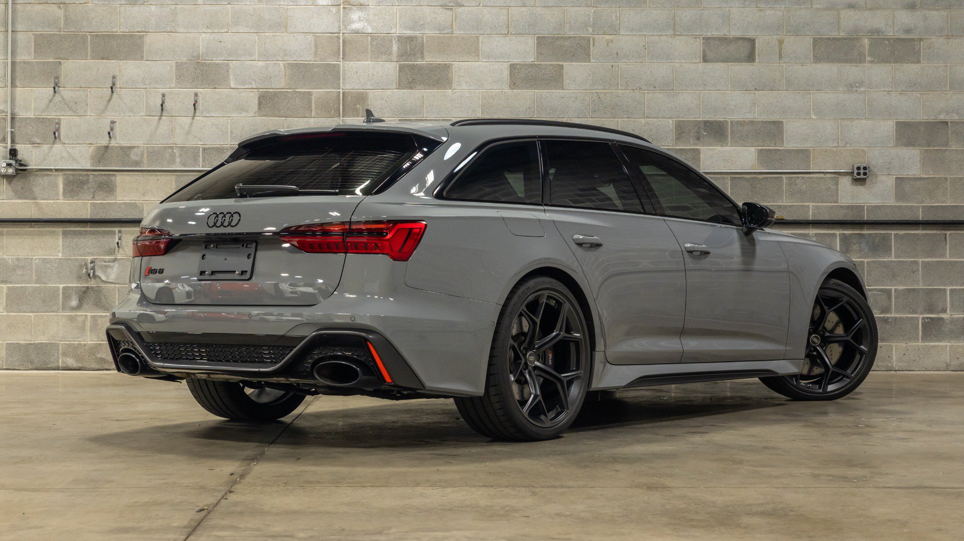 Used 2024 Audi RS 6 performance AWD/4WD image 7