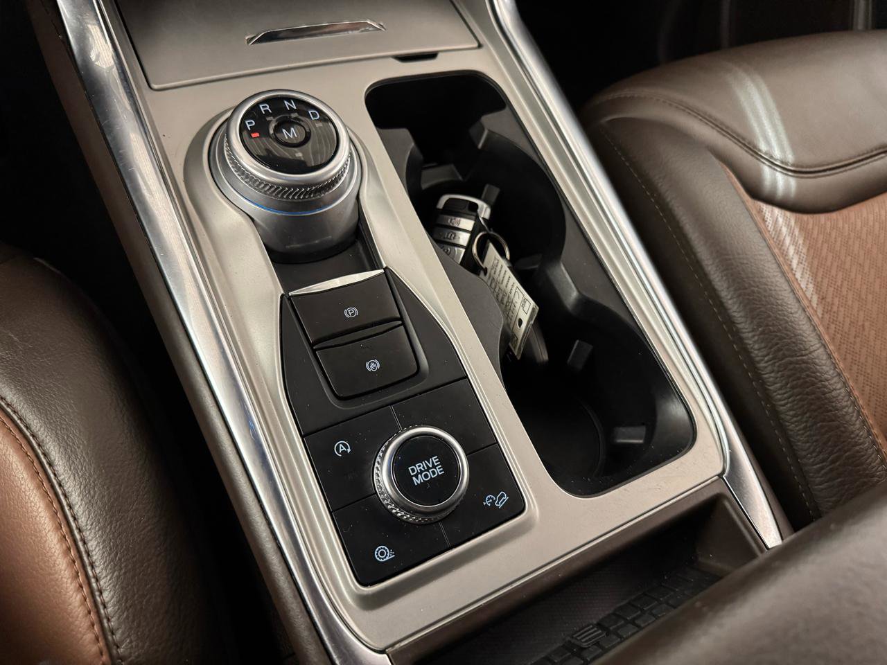 Used 2021 Ford Explorer King Ranch w/ Premium Technology Package AWD/4WD image 28