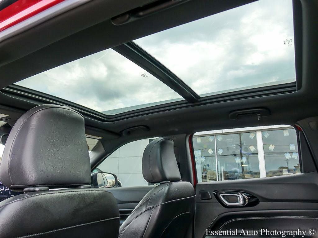 Used 2023 Jeep Compass High Altitude image 12