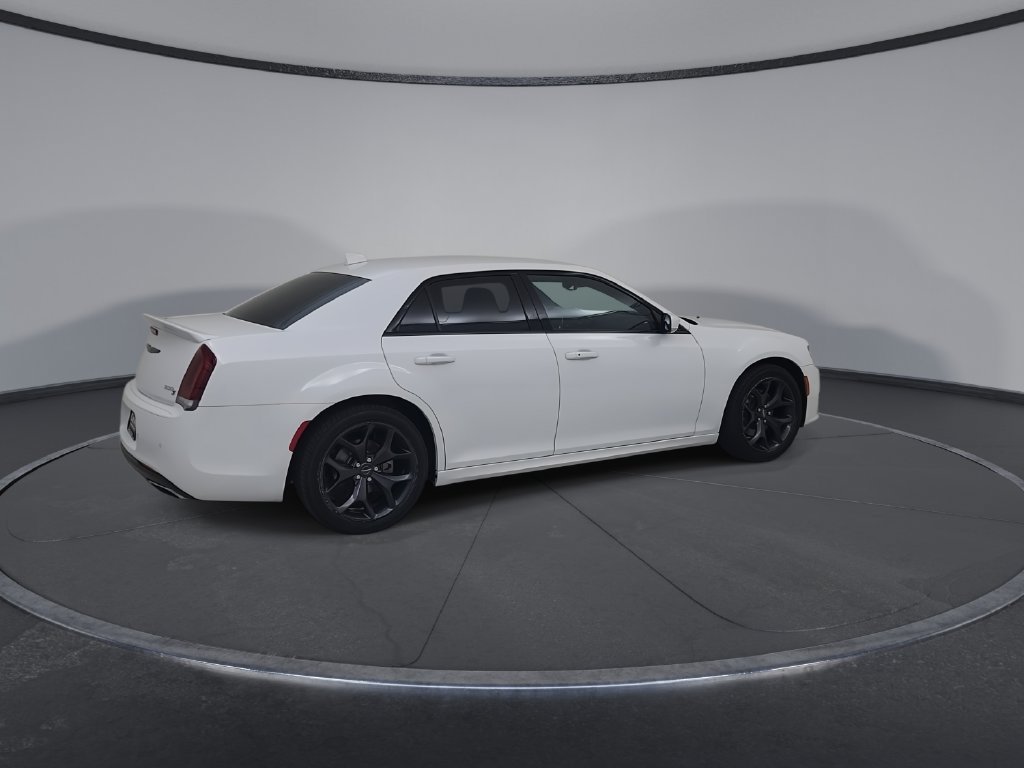 Certified 2021 Chrysler 300 S w/ S Model Appearance Package RWD image 19