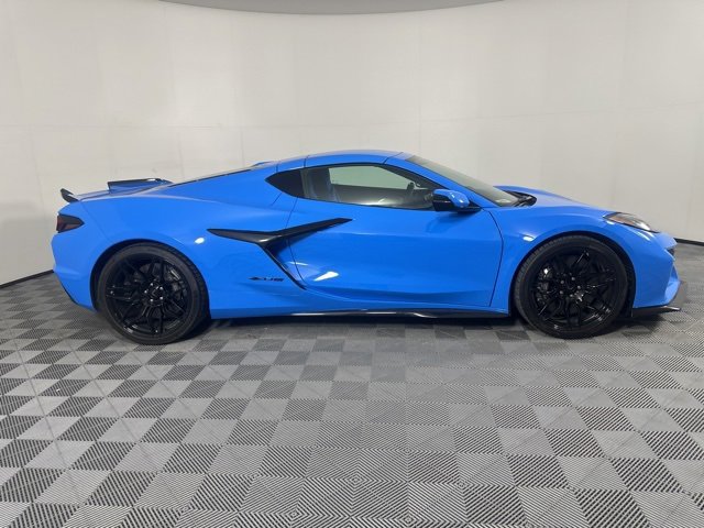 Used 2023 Chevrolet Corvette Z06 w/ Engine Appearance Package image 2