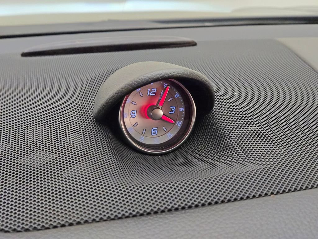 Used 2014 Mercedes-Benz SL 550 image 39