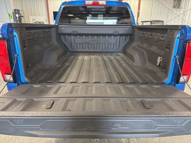 Used 2024 Chevrolet Colorado ZR2 w/ ZR2 Convenience Package III image 10