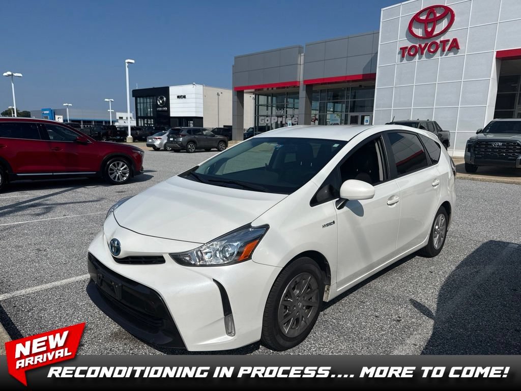 Used 2015 Toyota Prius V Four FWD image 1