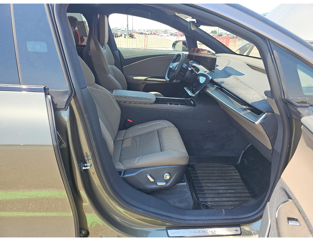 Used 2026 Lucid Gravity Touring AWD/4WD image 6