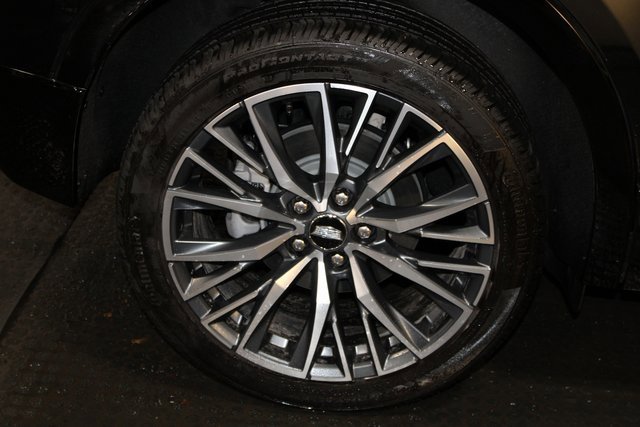 Certified 2024 Cadillac XT4 Sport image 33