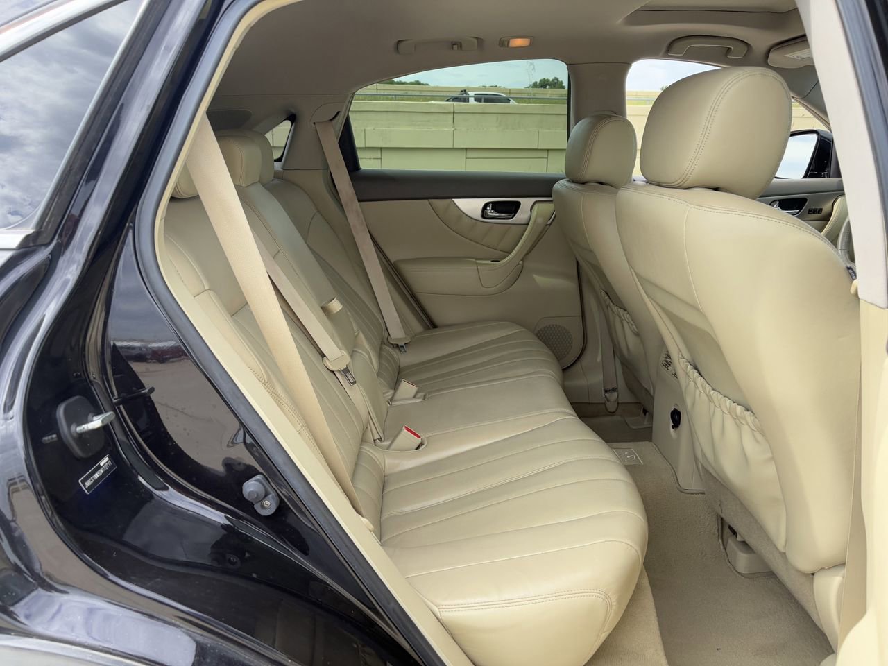 Used 2013 INFINITI FX37 AWD w/ Premium Pkg image 28