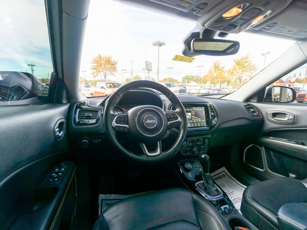 Used 2018 Jeep Compass Limited w/ Navigation Group image 15