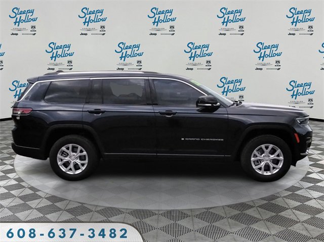 Used 2023 Jeep Grand Cherokee L Limited w/ Luxury Tech Group II image 4