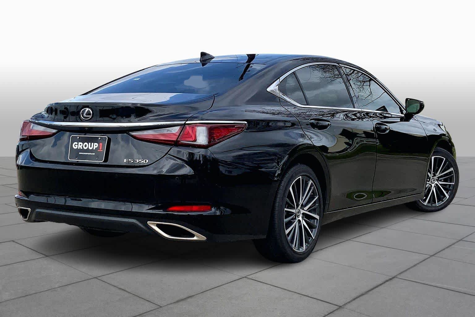 Used 2024 Lexus ES 350 w/ Premium Package FWD image 12