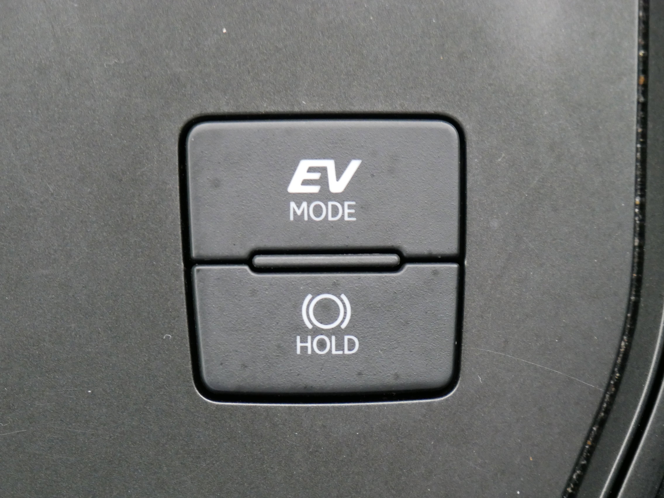 Used 2025 Lexus UX 300h FWD w/ Accessory Package (Z2) image 34