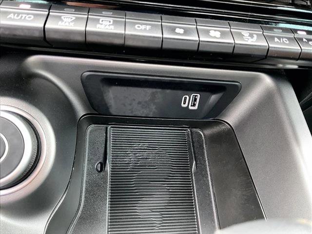 Used 2025 Alfa Romeo Tonale image 25