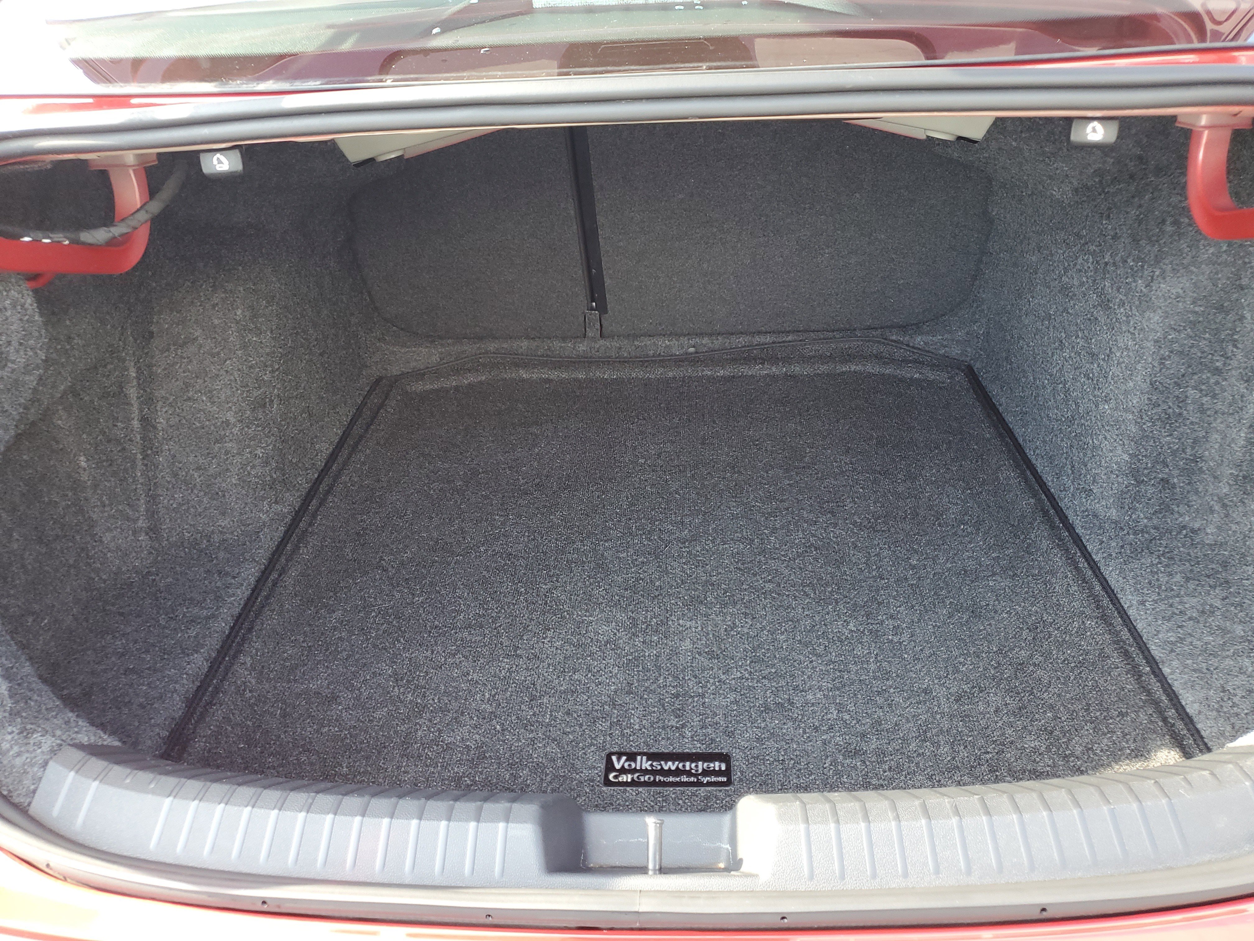 Used 2025 Volkswagen Jetta SE image 26