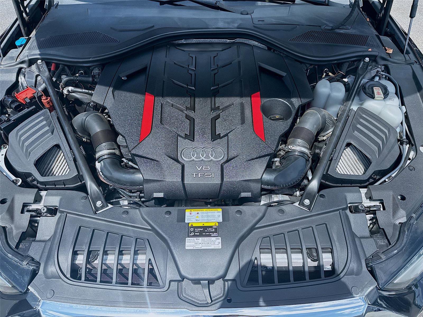 Certified 2023 Audi S8 AWD/4WD image 33