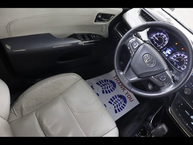 Used 2014 Toyota Avalon XLE Touring FWD image 17