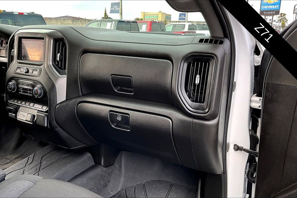 Used 2025 Chevrolet Silverado 2500 Custom w/ Custom Value Package image 25