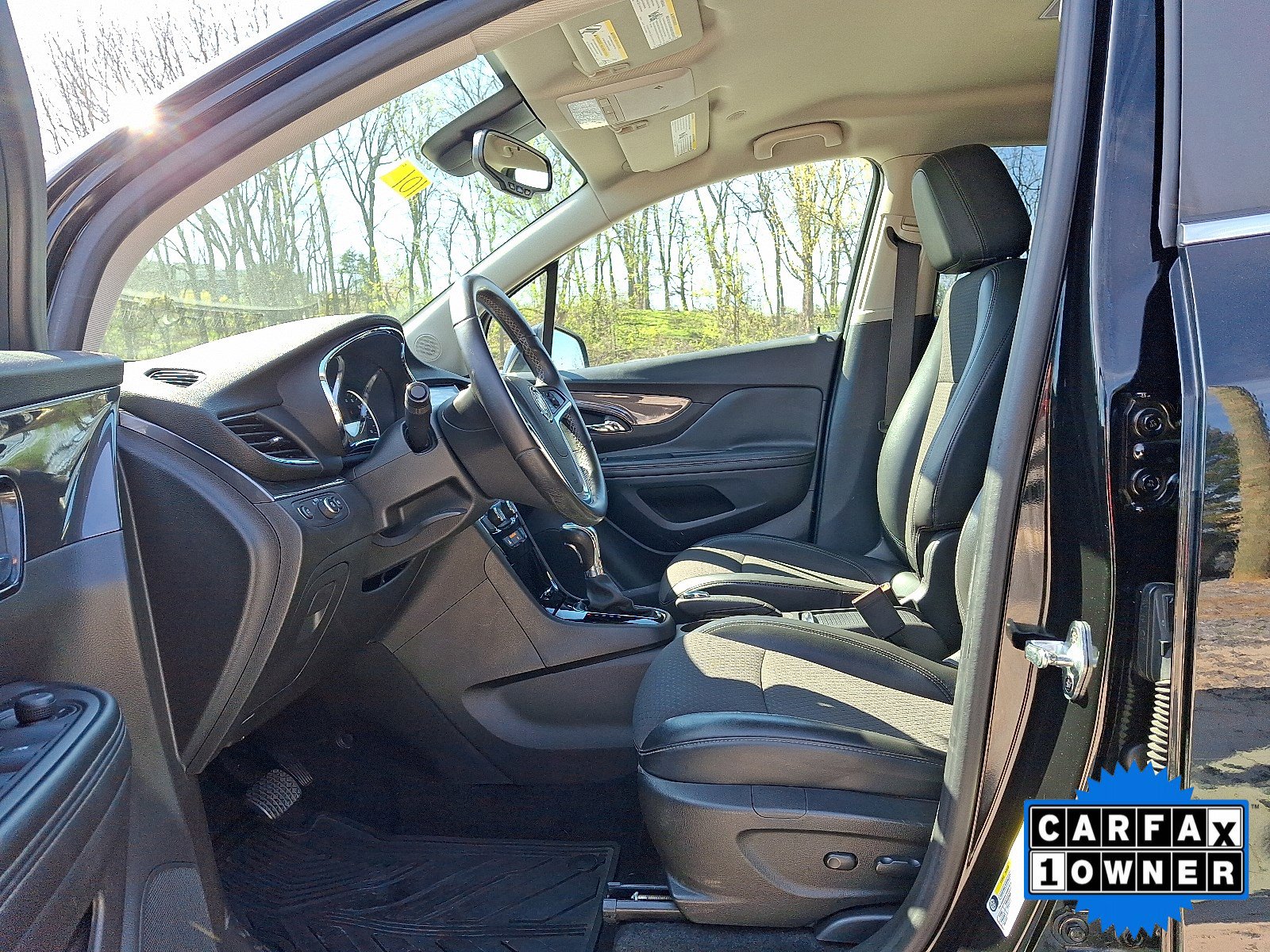 Used 2019 Buick Encore Sport Touring AWD/4WD image 13