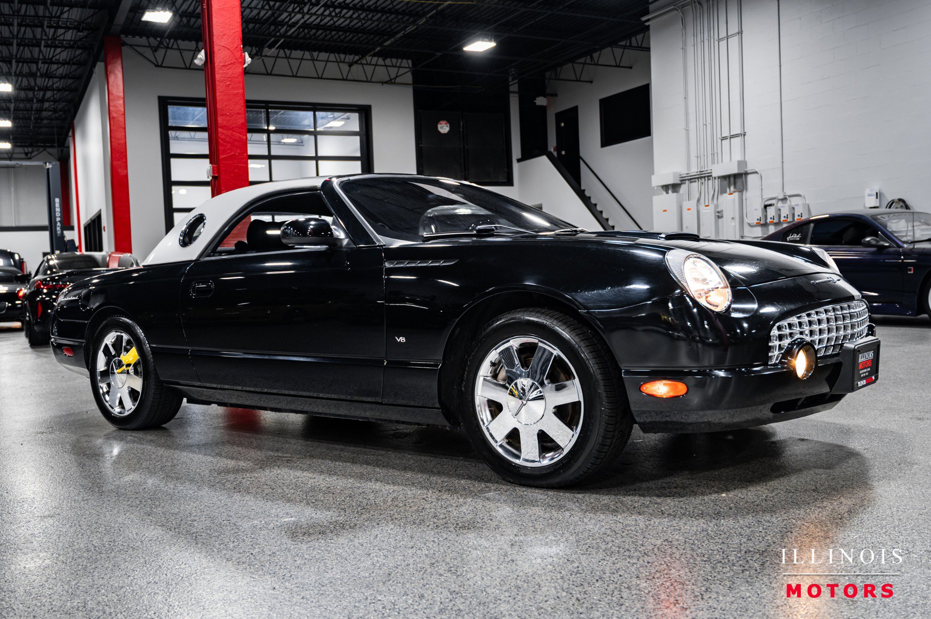 Used 2003 Ford Thunderbird Deluxe image 7