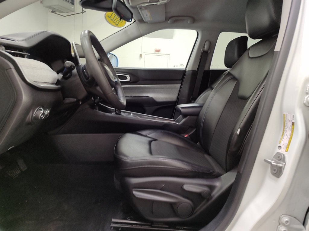 Used 2022 Jeep Compass Latitude AWD/4WD image 11