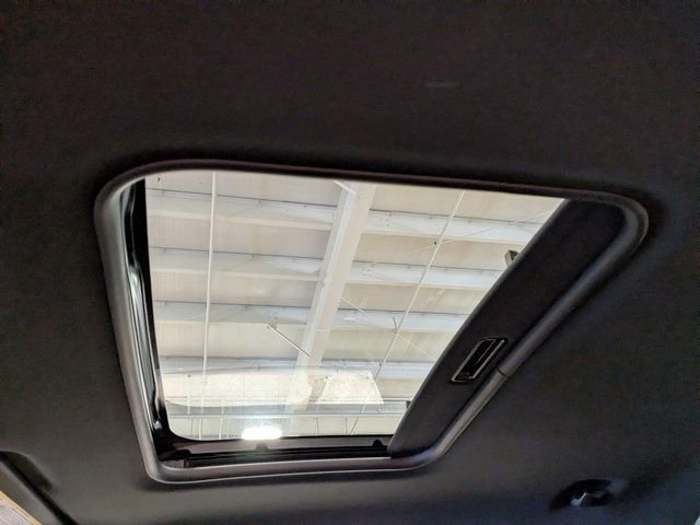 Used 2010 Chevrolet Camaro SS w/ RS Package image 2