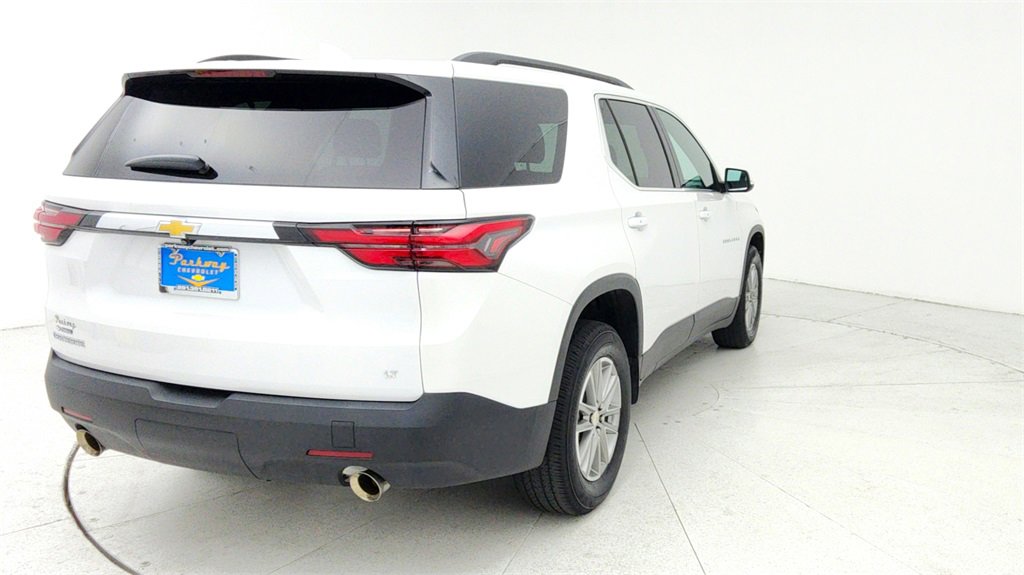 Used 2023 Chevrolet Traverse LT image 6
