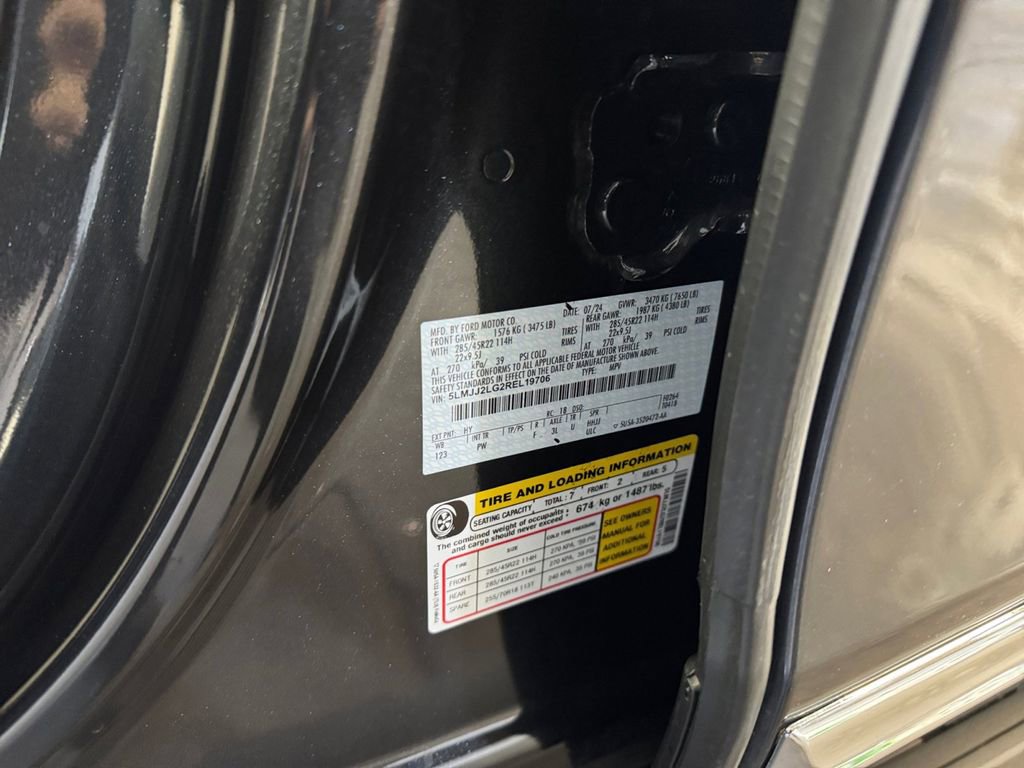 Used 2024 Lincoln Navigator Reserve image 31