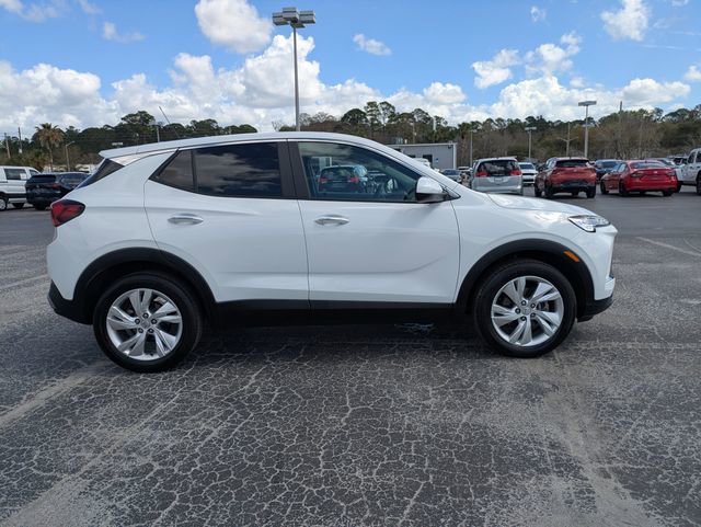 Used 2024 Buick Encore GX Preferred image 3