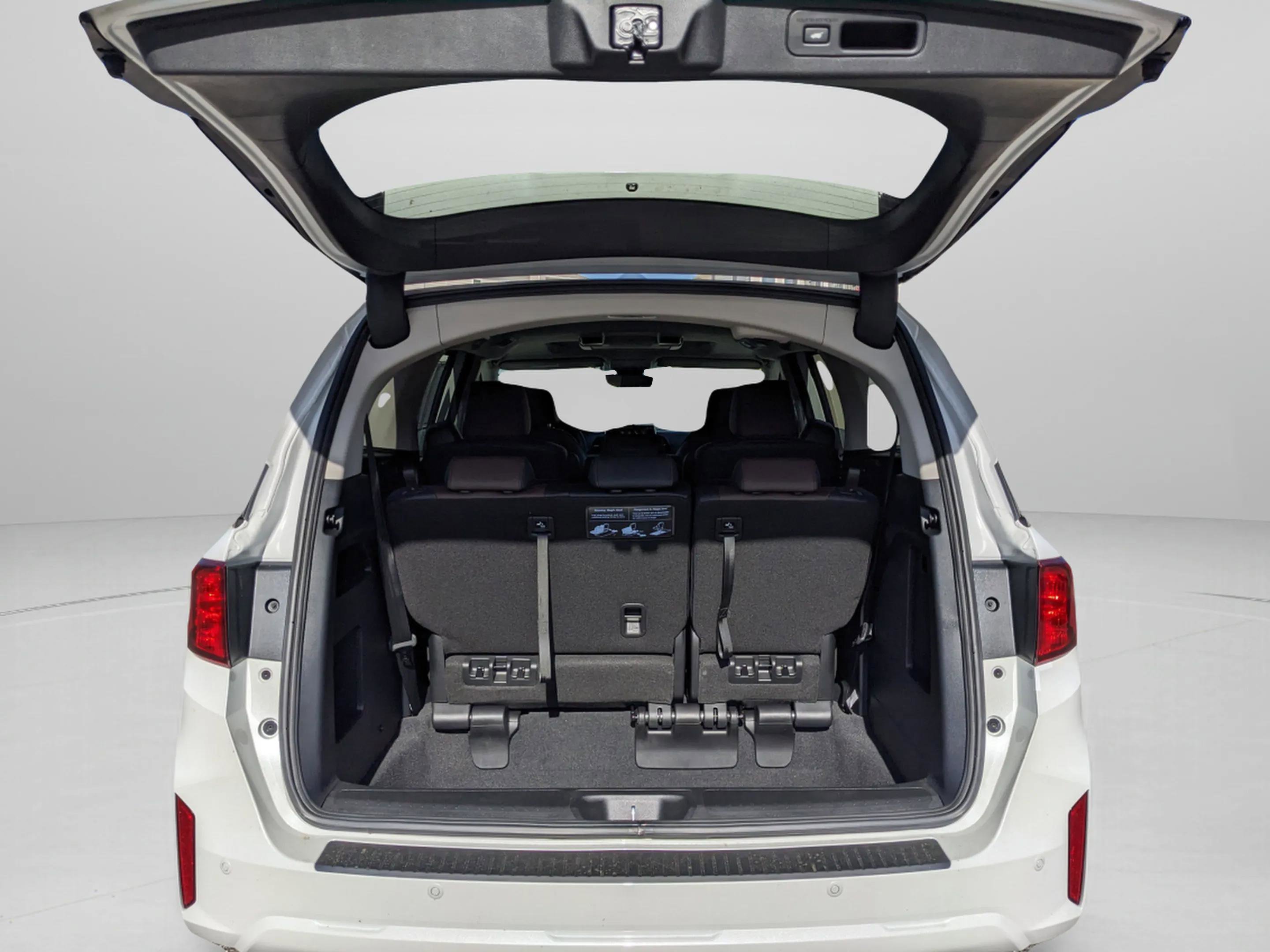 New 2026 Honda Odyssey Elite image 12