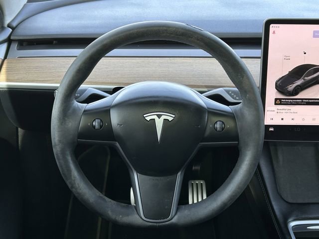 Used 2023 Tesla Model Y Performance image 13