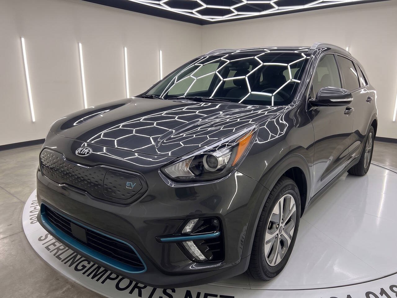 Used 2022 Kia Niro EX Premium FWD image 1
