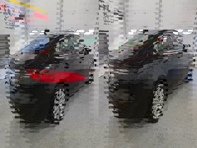 Used 2019 Jaguar XF Prestige image 7